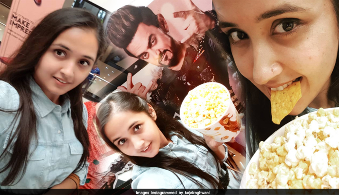 Kajal Raghwani Watched Movie with her Mother