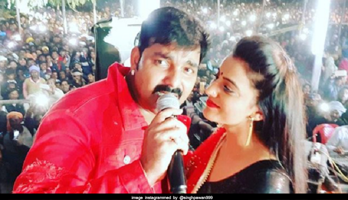 Pawan singh valentine day special pic