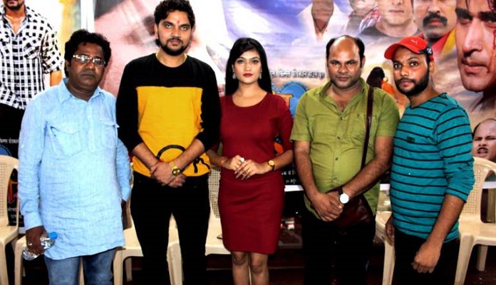 Gunjan Singh's movie 'Dil Bhil Awashana' Muhurat completes